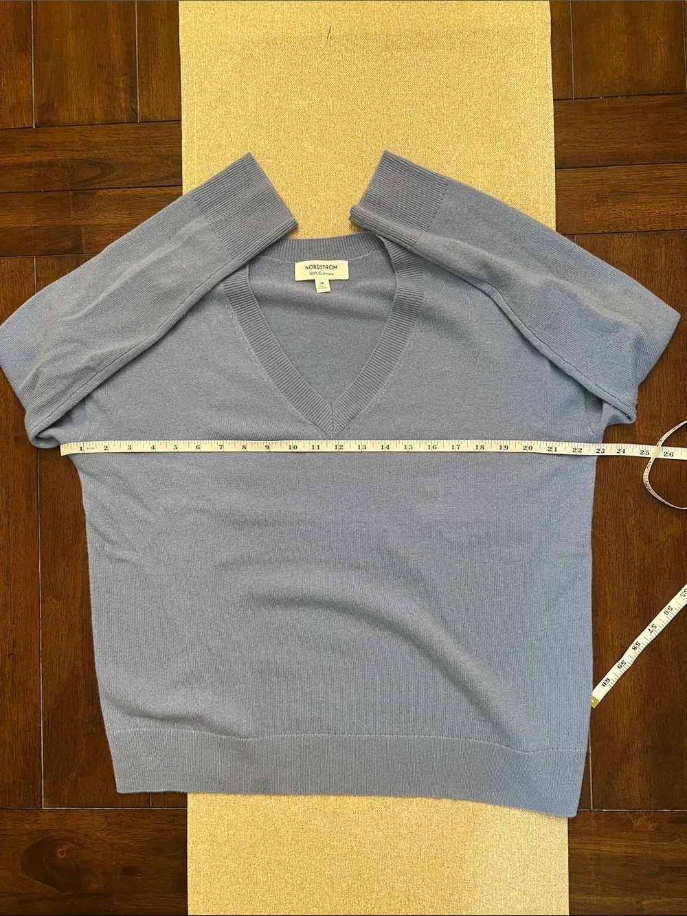 ❤️ Nordstrom Women’s V-Neck Cashmere Sweater in Light Blue